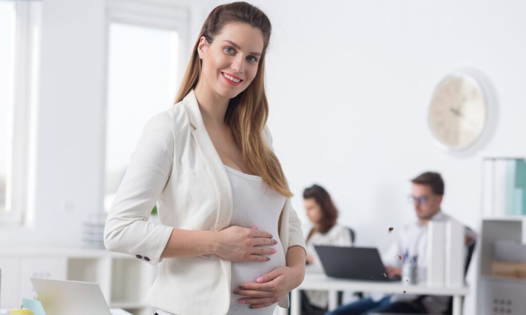 Adicional de insalubridade também deve ser pago durante licença-maternidade
