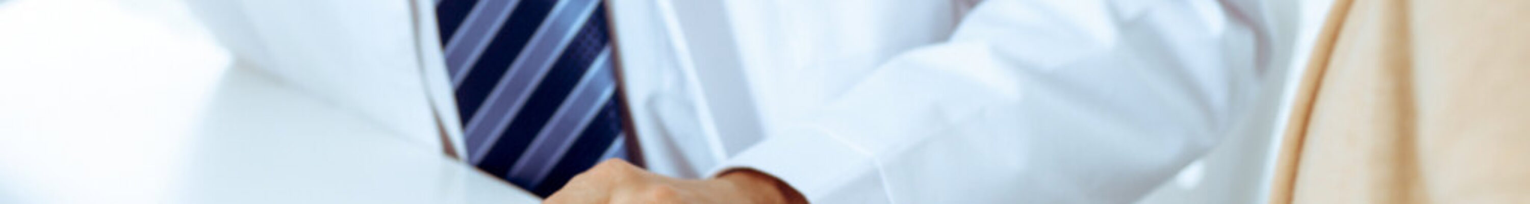 Candidata em avaliação médica em exame pré-admissional