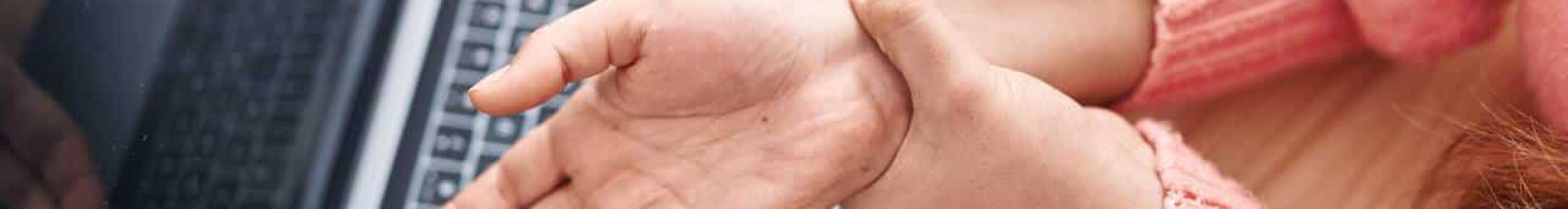 Sintomas de lesão por esforço repetitivo